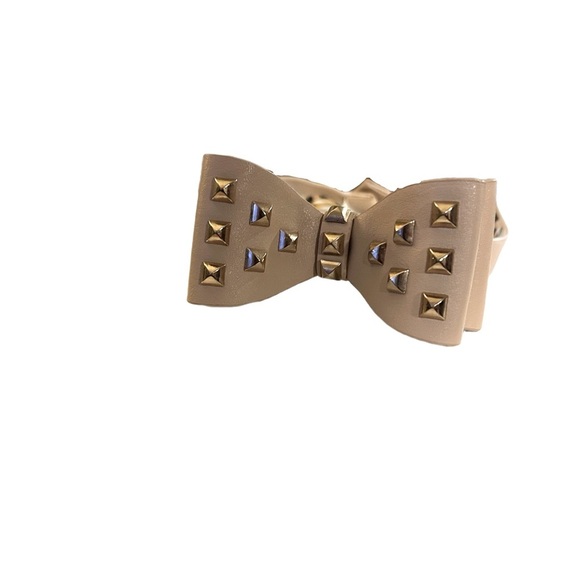 Betsy Johnson Belt Women’s Size S/M Light Beige Wrap Belt with a Bow - Picture 3 of 3